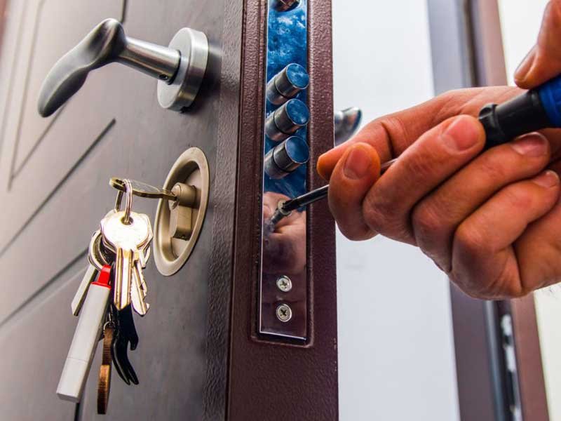 Reliable Locksmiths Serving Saskatoon & Surrounding Areas